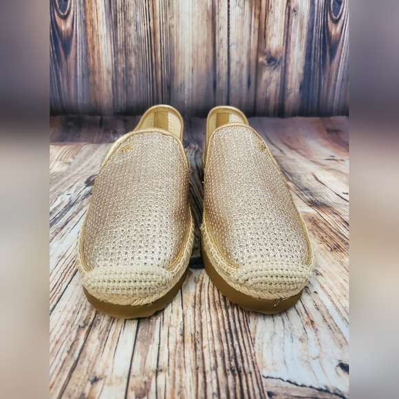 MICHAEL Michael Kors Women's Hastings Espadrille Slip-On Gold - Picture 5 of 10
